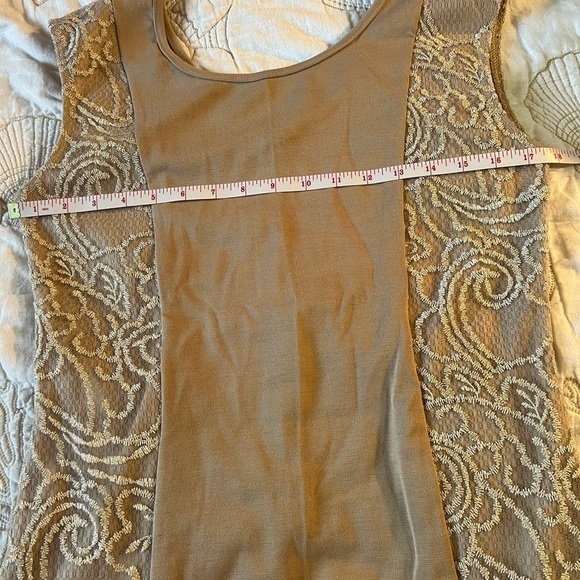 Tee N Rose Taupe Top - Picture 12 of 15